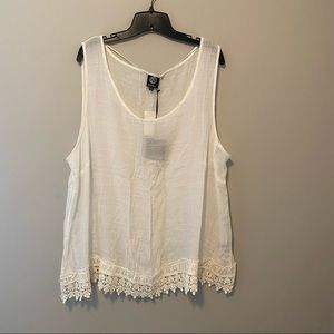 NWT Light and Feminine tank top with crochet lace trim 3x